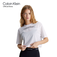 ราคา CALVIN KLEIN เสื้อยืดแขนสั้นผู้หญิง Cropped Gym ทรง Relaxed รุ่น 4WS4K184 540 สีเทาอ่อน (21448960742)
