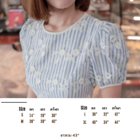 ราคา EMMA เดรสผ้าคอตตอนลายริ้วสีโทนฟ้าขาว เนื้อผ้าปักดอกไม้3D นุ่มๆ T SHIRTNISTA (20880347374)