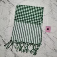 ราคา ผ้าพันคอทอมือ ผ้าพันคอผู้ชาย ผ้าพันคอฝ้ายทอมือ ผ้าพันคอลายสก๊อต งานครูสลาหน้าแคบ ขนาดผ้ากว้าง 20 ซม ยาว 200 ซม (17409532038)