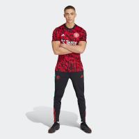 ราคา adidas ฟุตบอล เสื้อวอร์มก่อนแข่ง Manchester United ผู้ชาย สีแดง IA7242 (21454175408)