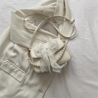 ราคา กระเป๋าผู้หญิงใบเล็กติดโบว์น่ารักกระเป๋าทรงสี่เหลี่ยมใบเล็กแฟชั่นสไตล์เกาหลีแบบใหม่ปี2022กระเป๋าสะพายข้างติดไข่มุกนิชแบรนด์ (20151140075)