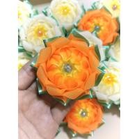 ราคา ดอกบัวปทุมทิพย์ ดอกไม้โปรยทาน ดอกไม้ประดับแจกัน ไม้เสียบธนบัตร ชุดละ 20 ดอก (21229025043)