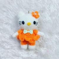 ราคา ตุ๊กตาไหมพรมถัก พวงกุญแจแมวตี้ ขนาด 4 นิ้ว (20036249341)