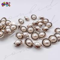 ราคา somkid กระดุมมุกเนื้อ พลาสติก สีทองนาค พิ้งค์โกล ขอบดำ มีขาสอยก้น มี2ขนาด 22mm 34L 17mm 28L (12690796738)