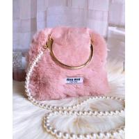 ราคา กรุณาสอบถาม Miu Miu Bag กระเป๋าขนเฟอร์ พร้อมสายมุก ถอดออกได้ (20849684604)