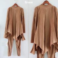 ราคา ชุดเซ็ทซาตินพลีทผ้าเรียบเสื้อยาวคอเต่าติด มีคัดติ้ง ตัดต่อผ้า แขนยาวพร้อมกับกางเกงผ้าเดียวกัน ommishop wow 3086 (13090638232)