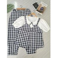 ราคา 1219 เซตเสื้อแฟชั่นแต่งเอี๊ยมผูกหลัง กางเกงขายาว (21268661832)