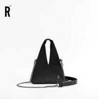 ราคา REPLEAT Hobo Petite 2021 รีพลีท กระเป๋าอัดพลีท กระเป๋าสะพายผู้หญิง (17802143510)