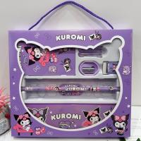 ราคา พร้อมส่ง เซตเครื่องเขียน ลายการ์ตูน sanrio พร้อมกล่องดินสอ ดินสอไม้ กบเหลาดินสอ ยางลบ และไม้บรรทัด (21461567523)