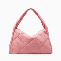 ราคา พร้อมส่ง pre กระเป๋าQuilted Shoulder Bag ของแท้ (20925673439)