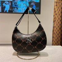ราคา กระเป๋าสะพายข้าง ทรง hobo แบรนด์ MLB NY งานแท้ Outlet แบรนด์ดังจากเกาหลี ขนาด 10 นิ้ว (21437371864)
