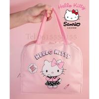 ราคา L พร้อมส่งจากร้านไทย ลิขสิทธิ์แท้ Sanrio Hello kitty กระเป๋าปิ่นโตคิตตี้ กล่องอาหารคิตตี้วัสดุเป็นแก้ว ตกแตก วัสดุเนื้อหนาอย่างดี เข้าไม่โครเวฟได้ เข้าตู้เย็นได้ มีฝาปิดเรียบร้อยพร้อมช่องเปิดระบายอากา