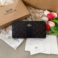 ราคา กระเป๋าสตางค์ใบยาว เปิด ปิดกระเป๋าด้วยซิปรอบ COACH่ Accordion Zip Wallet in Signature Coated Canvas with Leather งานแบรนด์แท้ (1090608605)