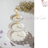 ราคา Violet Flamingo ชั้นวางเค้ก รุ่น Heartbeat Cake Stand จาน 2 ชั้นและ 3 ชั้นสีขาวจานฉลุขอบเป็นรูปหัวใจ (21507669891)
