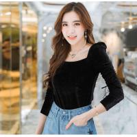 ราคา เสื้อคอเหลี่ยม ปาดไหล่ แฟชั่นสไตล์เกาหลี คอยู งานแขนตุ๊กตาไหล่พองๆน่ารักสุดๆจ้า เนื้อผ้านิ่ม คุณภาพดี ผ้ากำมะหยี่ (1384532971)