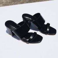 ราคา LALUV The Morgan สูง 3 นิ้ว แนะนำ 1 size จากปกติ หรือเท้าอูมกว้าง 2 size (11716909992)