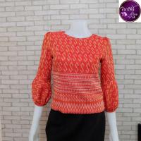 ราคา เสื้อผ้าฝ้ายทอลายขอ สีส้ม คอปาด แขนบอลลูน (20300047184)