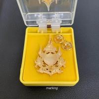 ราคา เข็มตราสัญลักษณ์ 72 พรรษา เข็มกลัดที่ระลึก เข็มฉลุ เข็มกลัด หมุด แม่เหล็ก เหรียญ 72พรรษา พร้อมกล่อง (21513511508)