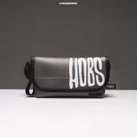 ราคา แถมฟรี พวงกุญแจ Hobs กระเป๋าสะพายข้าง 2024 12Monkey (21463333263)
