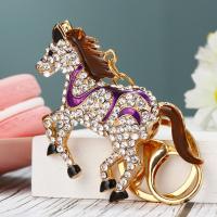 ราคา พวงกุญแจรูปม้าฝังเพชรเทียมไอเดียสร้างสรรค์สำหรับปีนักษัตรห้อยกระเป๋ารถยนต์น่ารักสไตล์เกาหลีสำหรับผู้หญิงเครื่องประดับพวงกุญแจสำหรับคู่รัก (20946354003)