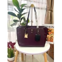 ราคา กระเป๋าถือlyn ทรงshopping คลอใหม่2023 (20119098357)