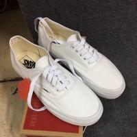 ราคา พร้อมส่ง รองเท้า VANS AUTHENTIC TRUE WHITE SNEAKERS รองเท้าผ้าใบ รองเท้าแฟชั่น รองเท้าลำลอง (21172627508)