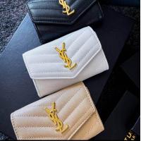ราคา กระเป๋าสะพาย YSL พร้อมกล่อง มีสายสะพาย เล็กกระทัดรัด ขนาด 6นิ้ว พร้อมส่งจากไทย (21520515272)