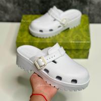 ราคา พร้อมส่ง รองเท้าแตะ CHARLES KEITH กำลังดัง100 Size36 39 (21156914400)