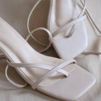 ราคา BARE รองเท้าส้นสูง 2 นิ้ว เเบบพันขาสูง (13599504765)