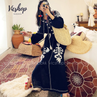 ราคา Maxi Bohemian Dress ผ้าลินินผสมฝ้าย เดรสไปทะเล เดรสยาวโบฮีเมียนทรงตรงผ่าข้างผ้าลินินผสมฝ้าย แขนยาว งานปักลาย พร้อมเชือกผูกเอวแต่งพู่ (13345163671)