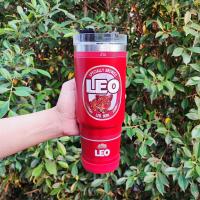ราคา ชุดสุดคุ้ม ชุดแก้ว ฝาแก้วแบบหูหิ้ว 2หัว แก้วน้ำเก็บความเย็น 890ml สแตนเลส304 ลายทีมฟุตบอล ช้าง ลีโอ (21405013742)