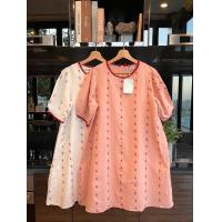 ราคา ชุดเดรสลายดอกแดงมี2สีน่ารัก (21430772680)