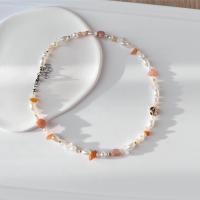 ราคา สร้อยคอลูกปัดหินโทนสีส้ม (21409372256)