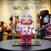 ราคา กล่องใส่ Molly 400 หกเหลี่ยม กันฝุ่น ซ้อนทับได้ ตู้อะคริลิคโชว์โมเดล กล่องใส่โมเดล (21572713730)