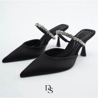ราคา ns พร้อมส่ง รองเท้าหัวแหลมประดับพลอยเทียม รองเท้าส้นเข็ม ความสูง 4 นิ้ว (20452697010)