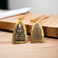 ราคา จี้ จี้ปู่ทวด พระเครื่อง หลวงปู่ทวด 3x5 ซม กรอบทองไมครอน เกรด A (21398861027)