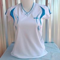 ราคา เสื้อออกกำลังกาย เสื้อกีฬา Sports สีขาวแถบฟ้า คอปก คอวี เนื้อผ้าคุณภาพสูง Polyester (21470673355)