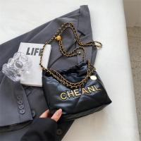 ราคา กระเป๋าสายโซ่ลายสี่เหลี่ยมข้าวหลามตัดสไตล์ชาแนลกระเป๋าผู้หญิงกระเป๋าสะพายข้างแบบใหม่ฤดูใบไม้ร่วงและฤดูหนาวปี2023กระเป๋าทรงจีบสไตล์เกาหลีดูแพงแมทช์ลุคง่าย (21161850866)