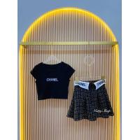 ราคา เข้าเพิ่มแล้ว New arrivals เซตคอกลมปักCHANEL มาพร้อมกระโปรงแต่ปกปักCHANEL น่ารัก น่ารัก มาแล้วจ้า ผ้า ทวิต คอกลมปัก CHANEL ชิคชิค กระโปรงกรีบปกซิปหน้า เสื้อเกาะอก 34 36 กระโปรง เอว 26 30 สพ 38 ยาว 14 