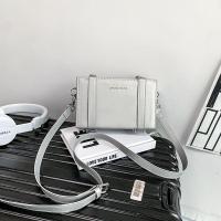 ราคา กระเป๋าสะพายไหล่เดียวกระเป๋าทรงกล่องมีสไตล์เฉพาะตัวแบรนด์ฮิตของผู้ชายกระเป๋าผู้ชายกระเป๋าสะพายข้างกระเป๋าทรงสี่เหลี่ยมแฟชั่นยอดนิยมกระเป๋าเป้กระเป๋าทรงสี่เหลี่ยมใบเล็กผู้หญิง (14259680306)