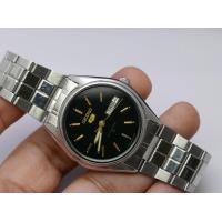 ราคา นาฬิกา Vintage มือสองญี่ปุ่น Seiko 5 Five ระบบ Automatic Day Date 6309 8890 ผู้ชาย ทรงกลม กรอบเงิน หน้าดำ หน้าปัด 36มม สายสแตนเลสใช้งานได้ปกติ สภาพดี ของแท้ ไม่กันน้ำ (20408501171)