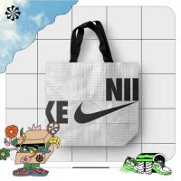 ราคา กระเป๋า Nike Reusable Shopping Bag ของแท้ 100 (21497244771)
