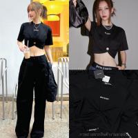 ราคา P angels crop top 330 ฟรีส่ง เสื้อครอปแขนสั้น ดีเทลม้วนหน้าเว้าเอว สกรีนโลโก้ลายแบรนด์ดังที่อก โทนสีดำ ลุคเท่ปนเซ็กซี่ งานสวยมากกก ขึ้นแบบจากงานจริง1 1 ชนช็อปเลยค่ะ ผ้าคอตตอนเนื้อนิ่มยืดหยุ่น ใส่สบาย 