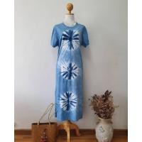 ราคา เดรสผ้ายืด คอกลมแขนสั้นแหวกข้าง COTTON 100 ผ้านิ่ม ใส่สบายมากกก ย้อมครามแท้ ย้อมธรรมชาติ Free size รอบอก 42 ยาว 47 (16084253840)