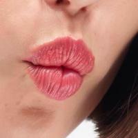 ราคา Glossier Ultralip พร้อมส่ง แท้ (20559833553)