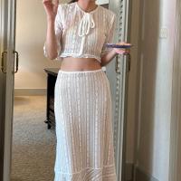 ราคา Vynn Tillie Lace Bell Sleeve Top เสื้อครอปลูกไม้แขนยาว (21623983175)