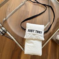 ราคา กระเป๋าคล้องคอสำหรับใส่โทรศัพท์มือถือ มี 5สี (21111973396)