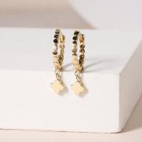 ราคา Grace Fine Jewelry ต่างหูห่วงทองแท้ 9K Plain Clover Huggies (19164805552)