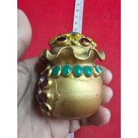 ราคา พระธาตุจักสุธาตุหลวงปู่โตกรุวัดพระแก้วเม็ดใหญ่สีเขียว พร้อมโถประดับพลอยฝังปู่โตจังหวัดกรุงเทพฯ (20994577914)