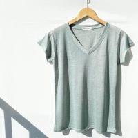 ราคา เสื้อยืด คอวี เสื้อผ้า สาวอวบ ผ้าสลาฟ ใส่สบาย V5 (21267292110)